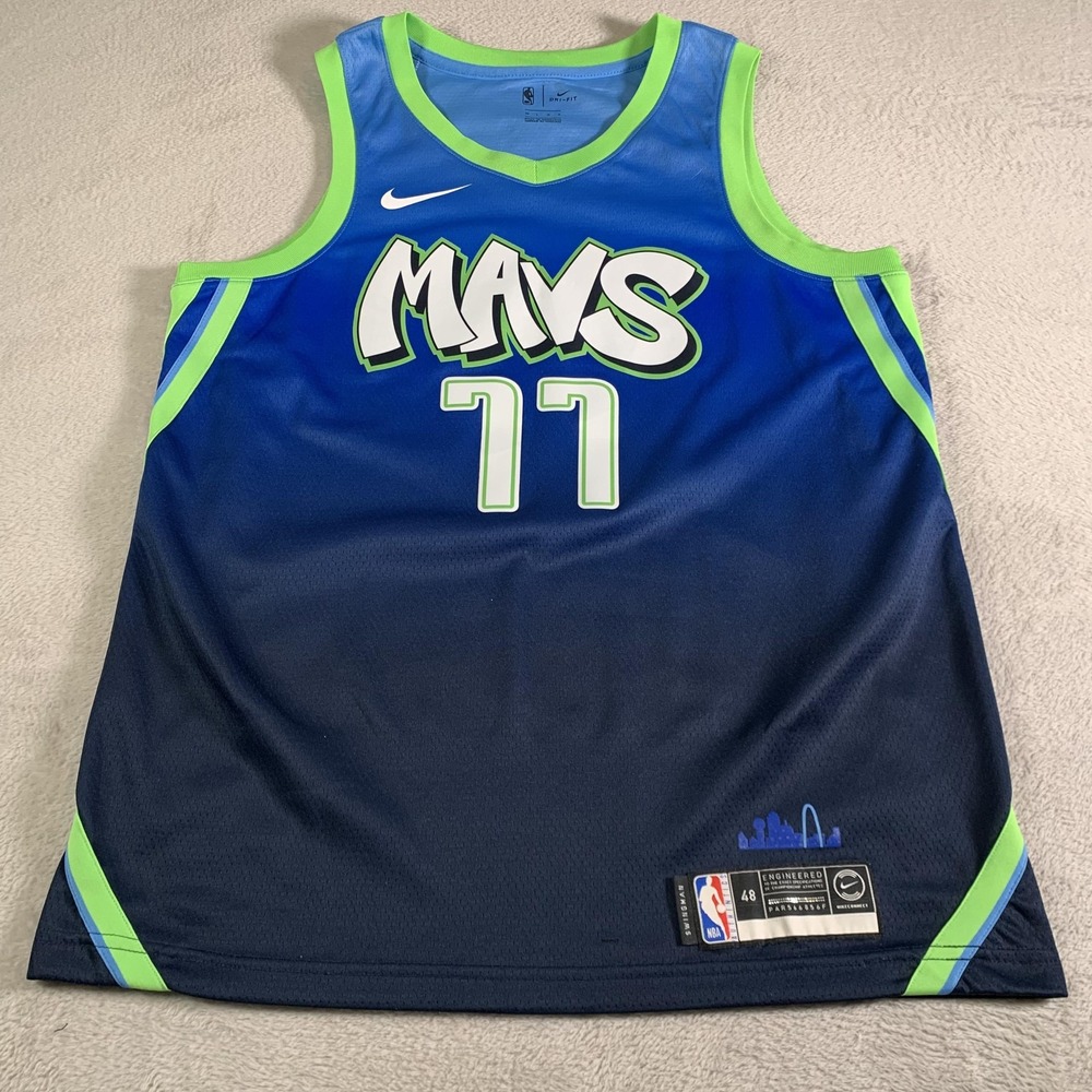 Dallas Mavericks Jersey Mens Large 48 Swingman Nike Dri Fit Luka Doncic #77